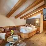 Alpen Glueck Lisa Garni Hotel 4*