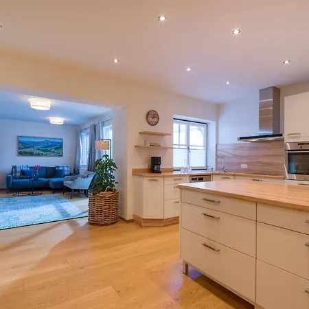 Отель Alpen Glueck Lisa Garni Кирхберг