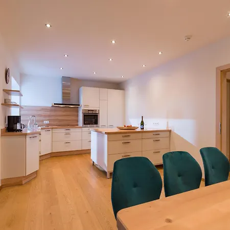 Alpen Glueck Lisa Garni 4* Кирхберг