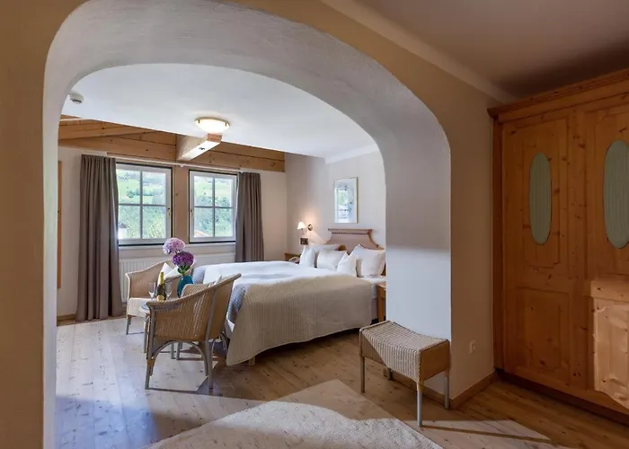 Alpen Glueck Lisa Garni Hotel