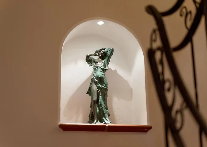 Hotel Alpen Glueck Lisa Garni