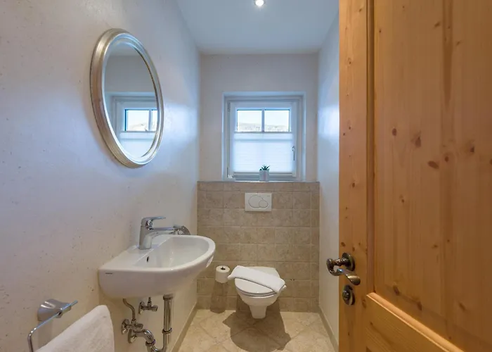 Alpen Glueck Lisa Garni