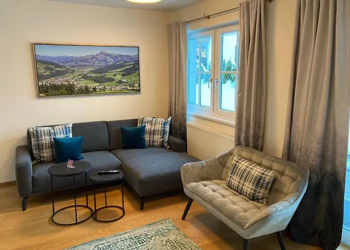 Hotel Alpen Glueck Lisa Garni 4*