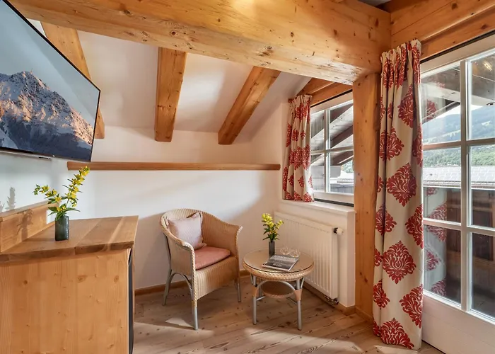 Hotel Alpen Glueck Lisa Garni