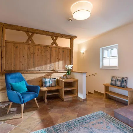 Alpen Glück Lisa Garni 4*