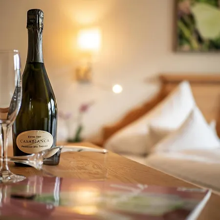 Alpen Glück Lisa Garni Otel