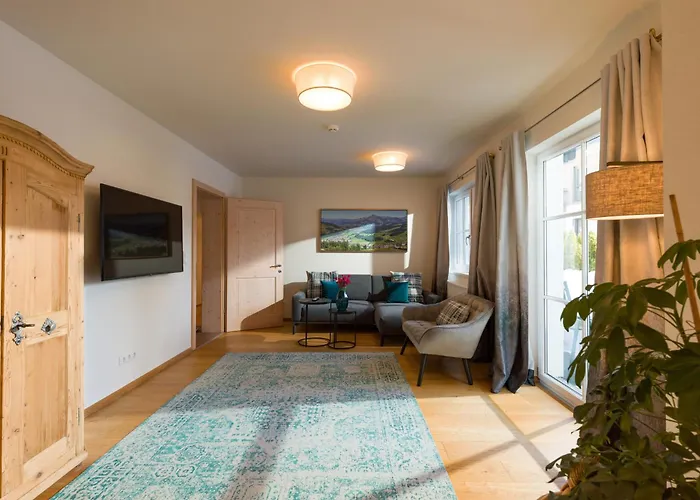 Alpen Glueck Lisa Garni Отель 4*