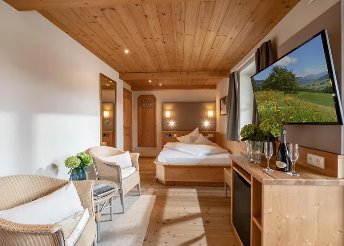 Alpen Glueck Lisa Garni Отель 4*