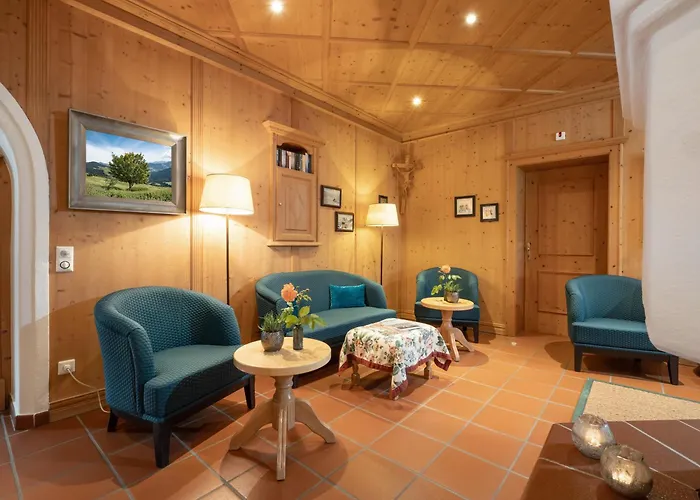 Отель Alpen Glueck Lisa Garni 4*